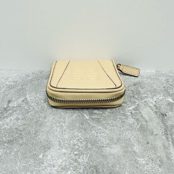 Givenchy Wallet Purse G logos Beige Silver Woman unisex Authentic - Picture 5 of 9